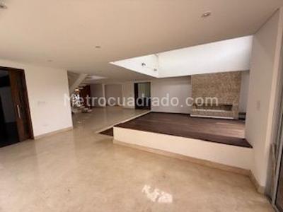 Casa de 5 alcobas en venta en San Jose De Bavaria, Bogotá, 800 m² · foto 12 de 20