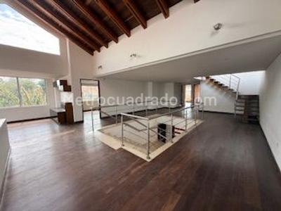 Casa de 5 alcobas en venta en San Jose De Bavaria, Bogotá, 800 m² · foto 7 de 20
