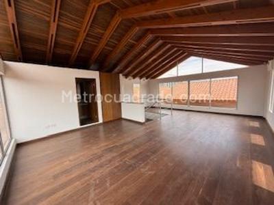 Casa de 5 alcobas en venta en San Jose De Bavaria, Bogotá, 800 m² · foto 8 de 20