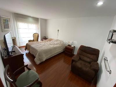 Apartamento en venta en Santa Barbara, Bogotá · foto 9 de 18