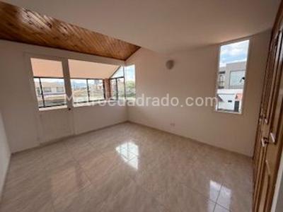 Casa de 3 alcobas en venta en San Jose De Bavaria, Bogotá, 800 m² · foto 12 de 14
