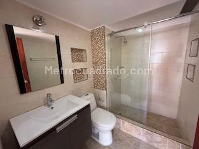 Casa de 3 alcobas en venta en San Jose De Bavaria, Bogotá, 800 m² · foto 13 de 14