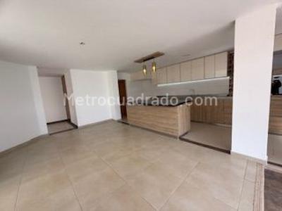 Casa de 3 alcobas en venta en San Jose De Bavaria, Bogotá, 800 m² · foto 7 de 14