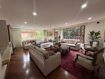 Casa de 4 alcobas en venta en San Jose De Bavaria, Bogotá, 800 m² · foto 9 de 16