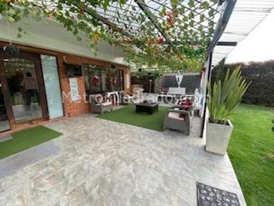 Casa de 3 alcobas en venta en San Jose De Bavaria, Bogotá, 800 m² · foto 10 de 17