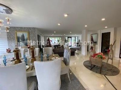 Casa de 3 alcobas en venta en San Jose De Bavaria, Bogotá, 800 m² · foto 13 de 17