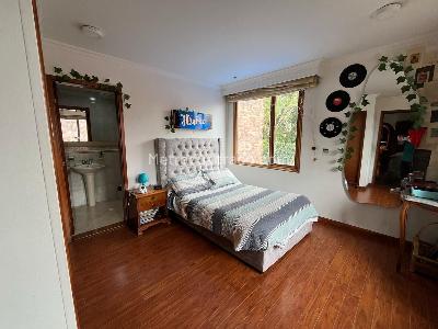 Casa de 4 alcobas en venta en San Jose De Bavaria, Bogotá, 850 m² · foto 13 de 15