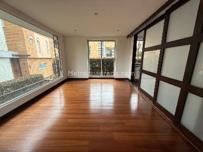 Casa de 3 alcobas en venta en Altos De Suba, Bogotá, 336 m² · foto 8 de 19