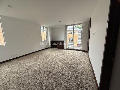 Casa de 3 alcobas en venta en Altos De Suba, Bogotá, 336 m² · foto 9 de 19