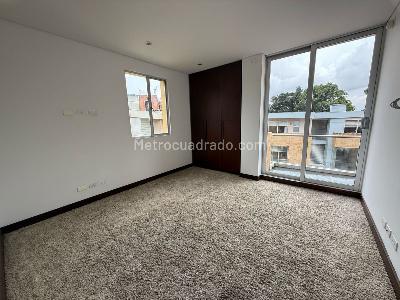 Casa de 3 alcobas en venta en Altos De Suba, Bogotá, 336 m² · foto 17 de 19
