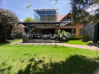 Casa de 4 alcobas en venta en San Jose De Bavaria, Bogotá, 800 m² · foto 14 de 19
