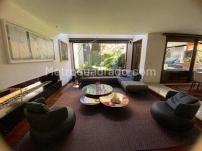 Casa de 4 alcobas en venta en San Jose De Bavaria, Bogotá, 800 m² · foto 6 de 19
