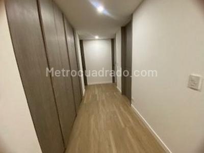 Casa de 4 alcobas en venta en San Jose De Bavaria, Bogotá, 800 m² · foto 19 de 20