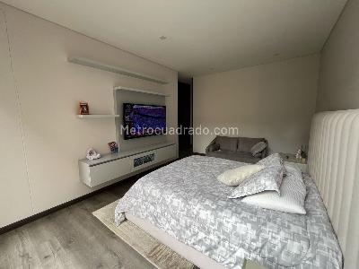 Apartamento de 3 alcobas en venta en Altos De Suba, Bogotá, 167 m² · foto 8 de 19