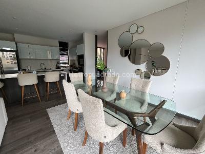 Apartamento de 3 alcobas en venta en Cerros De Suba, Bogotá, 167 m² · foto 13 de 19