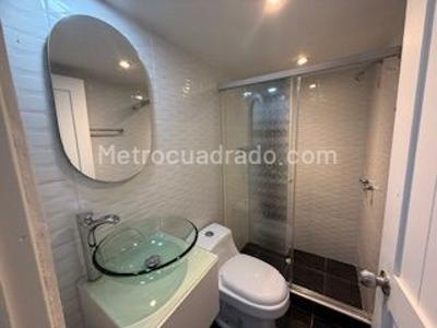 Casa de 4 alcobas en venta en San Jose De Bavaria, Bogotá, 600 m² · foto 12 de 18