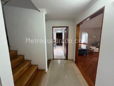 Casa de 4 alcobas en venta en San Jose De Bavaria, Bogotá, 600 m² · foto 5 de 18