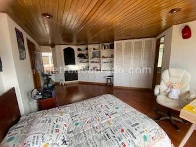 Casa de 4 alcobas en venta en San Jose De Bavaria, Bogotá, 800 m² · foto 20 de 20
