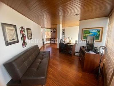 Casa de 4 alcobas en venta en San Jose De Bavaria, Bogotá, 800 m² · foto 3 de 20