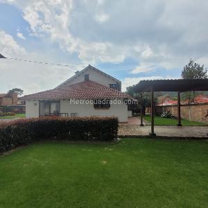 Casa de 4 alcobas en venta en San Jose De Bavaria, Bogotá, 800 m² · foto 12 de 20