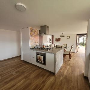 Casa de 4 alcobas en venta en San Jose De Bavaria, Bogotá, 800 m² · foto 6 de 20