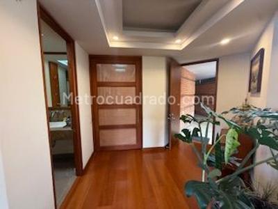 Apartamento de 3 alcobas en venta en Colina Campestre, Bogotá, 196 m² · foto 11 de 20