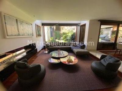 Casa de 4 alcobas en venta en San Jose De Bavaria, Bogotá, 800 m² · foto 10 de 19