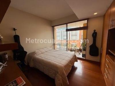 Apartamento de 3 alcobas en venta en Colina Campestre, Bogotá, 190 m² · foto 18 de 19