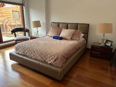 Casa de 4 alcobas en venta en San Jose De Bavaria, Bogotá, 800 m² · foto 2 de 18