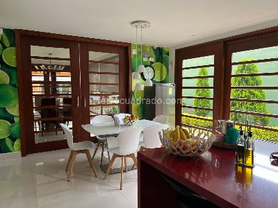 Casa de 4 alcobas en venta en San Jose De Bavaria, Bogotá, 800 m² · foto 5 de 18