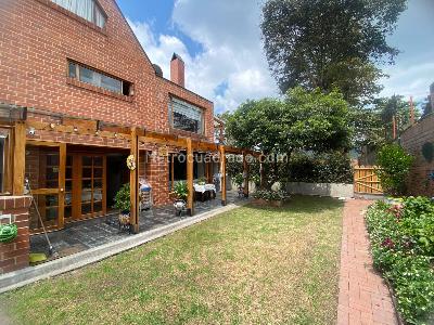 Casa de 3 alcobas en venta en San Jose De Bavaria, Bogotá, 250 m² · foto 14 de 16
