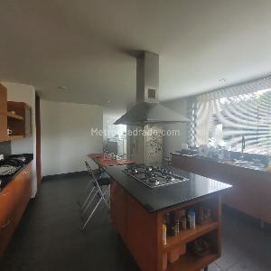 Casa de 4 alcobas en venta en San Jose De Bavaria, Bogotá, 336 m² · foto 7 de 14