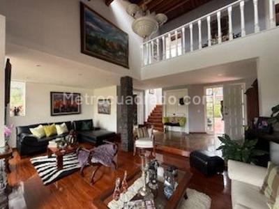 Casa de 4 alcobas en venta en San Jose De Bavaria, Bogotá, 800 m² · foto 8 de 11