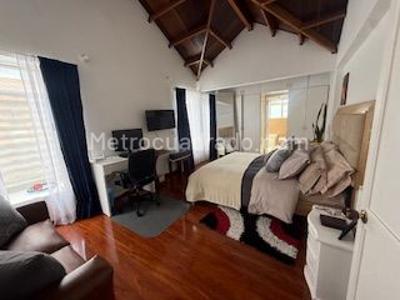 Casa de 4 alcobas en venta en San Jose De Bavaria, Bogotá, 800 m² · foto 9 de 11