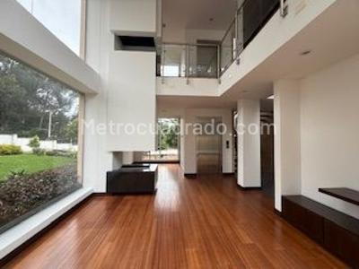 Casa de 4 alcobas en venta en Altos De Sotileza, Bogotá, 500 m² · foto 11 de 20