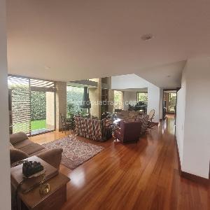 Casa de 4 alcobas en venta en San Jose De Bavaria, Bogotá, 670 m² · foto 12 de 12