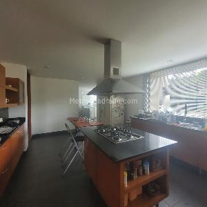 Casa de 4 alcobas en venta en San Jose De Bavaria, Bogotá, 670 m² · foto 9 de 12