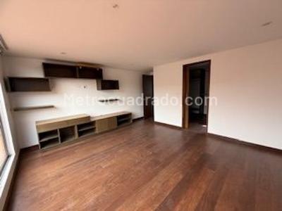 Casa de 4 alcobas en venta en San Jose De Bavaria, Bogotá, 800 m² · foto 16 de 19