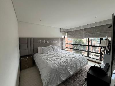 Apartamento de 3 alcobas en venta en Chico Norte Iii, Bogotá, 110 m² · foto 2 de 11