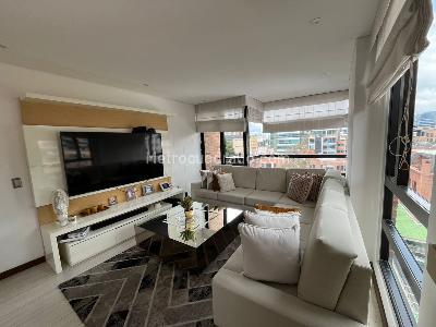 Apartamento de 3 alcobas en venta en Chico Norte Iii, Bogotá, 110 m² · foto 3 de 11