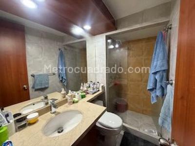 Casa de 3 alcobas en venta en Colina, Bogotá, 200 m² · foto 2 de 13