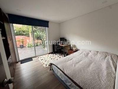 Casa de 3 alcobas en venta en San Jose De Bavaria, Bogotá, 350 m² · foto 10 de 17