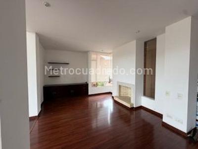 Casa de 3 alcobas en arriendo en San Jose De Bavaria, Bogotá, 800 m² · foto 5 de 15