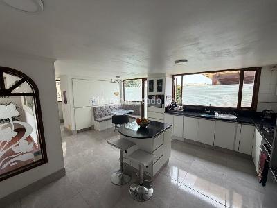 Casa de 4 alcobas en venta en San Jose De Bavaria, Bogotá, 1200 m² · foto 17 de 19
