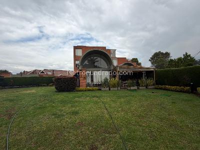 Casa en venta en San Jose De Bavaria, Bogotá · foto 17 de 18