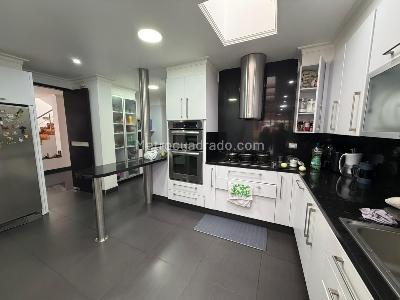 Casa en venta en San Jose De Bavaria, Bogotá · foto 8 de 18