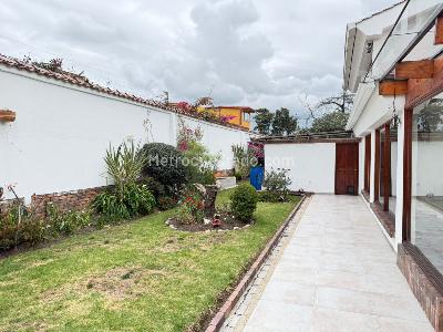 Casa de 4 alcobas en venta en San Jose De Bavaria, Bogotá, 1200 m² · foto 12 de 20
