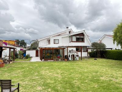 Casa de 4 alcobas en venta en San Jose De Bavaria, Bogotá, 1200 m² · foto 17 de 20
