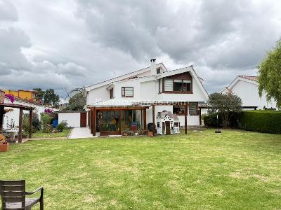 Casa de 4 alcobas en venta en San Jose De Bavaria, Bogotá, 1200 m² · foto 18 de 20