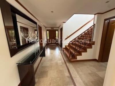 Casa de 4 alcobas en venta en San Jose De Bavaria, Bogotá, 800 m² · foto 6 de 16